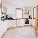 木屋 Badia By We Rent, Summercard Included *